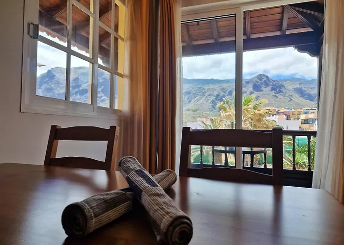 Chc - Canarina * Los Silos